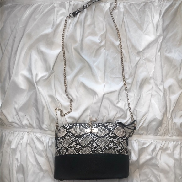 Snakeskin crossbody purse - Picture 2 of 2